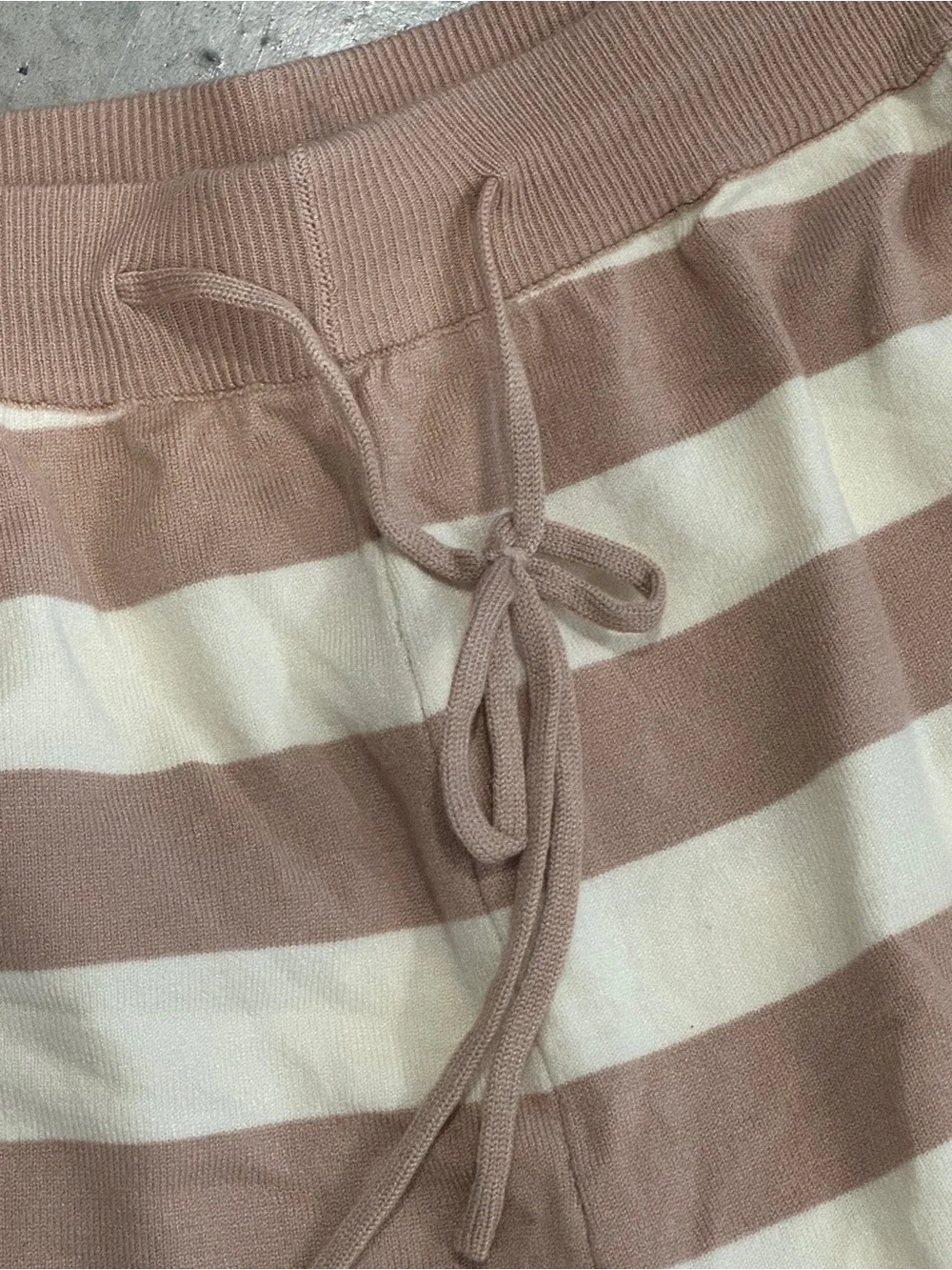 Striped Knit Drawstring Women’s Shorts - Cream & Tan